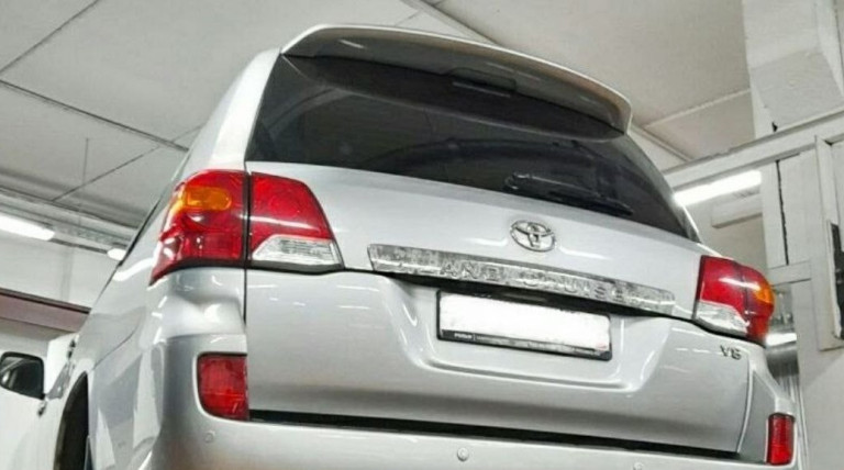 Замена тормозных трубок на Toyota Land Cruiser 200