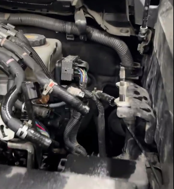 Toyota Land Cruiser Prado Замена топливного фильтра Тойота Ленд Крузер Прадо