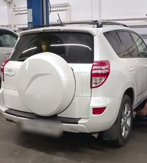 Замена горловины топливного бака Toyota Rav4 Тойота Рав4 3 поколения